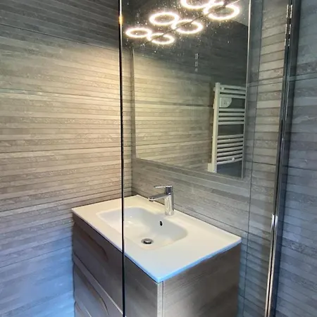 Le 103. 3 Chambres. Terrasse. Parking. Wifi. Cauterets