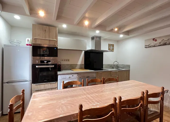 Lejlighed Le 103. 3 Chambres. Terrasse. Parking. Wifi.